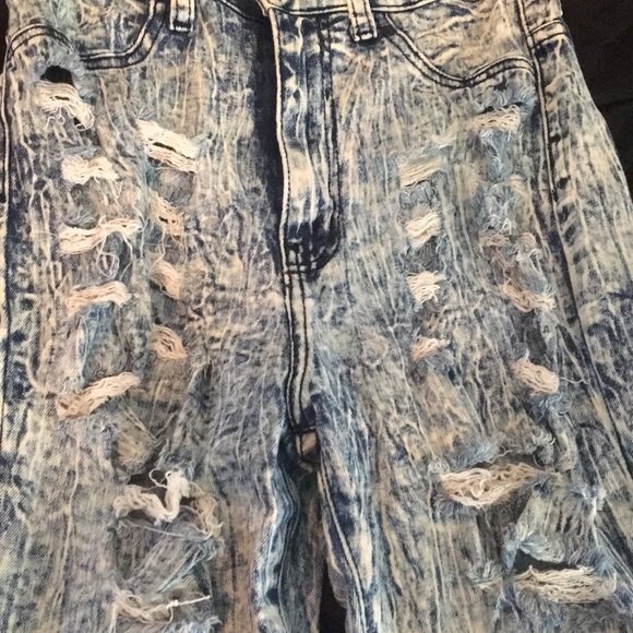 Jeans - Picture 3 of 3